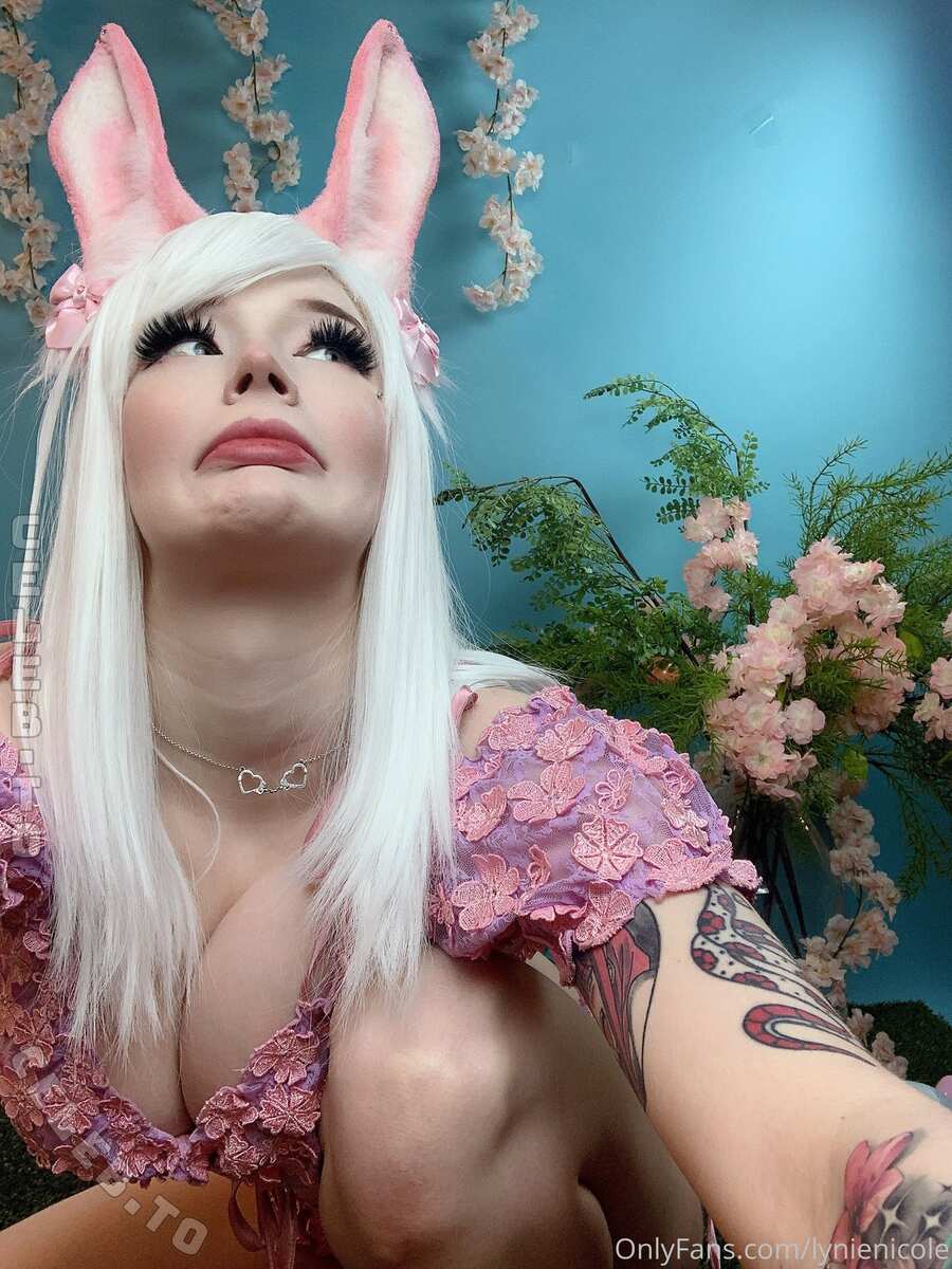 lynienicole nude photo 11