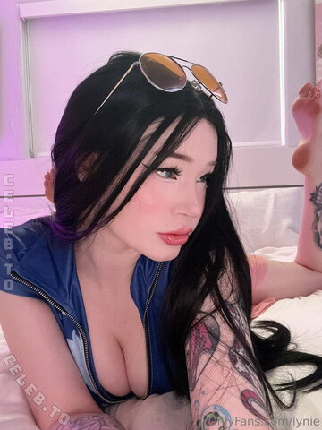 lynienicole nude photo 9