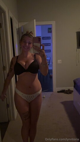 Lynntoria nude photo 13