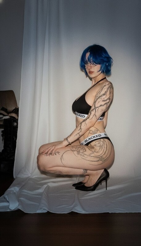 Lyra Crow nude photo 1