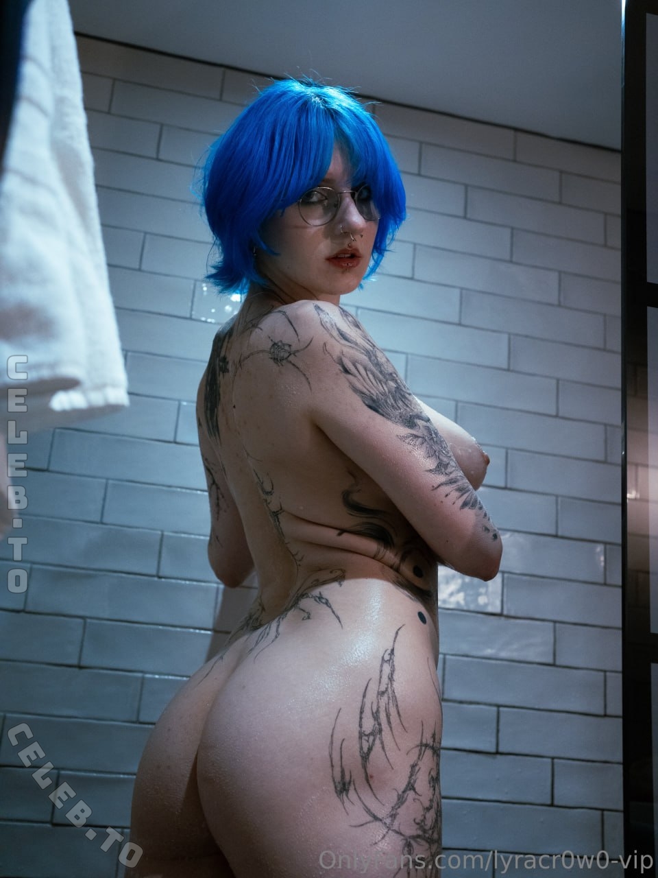 lyracr0w0 nude photo 5