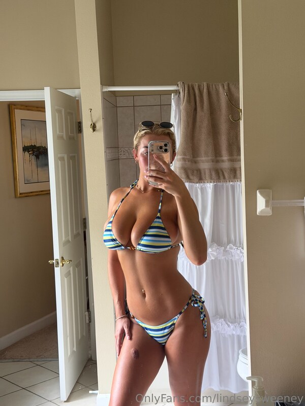 Lyricmikell nude photo 7