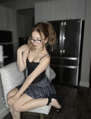 lyssaurora nude photo 1296