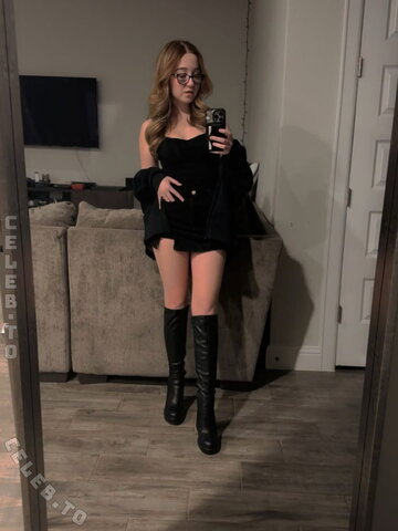lyssaurora nude photo 1309