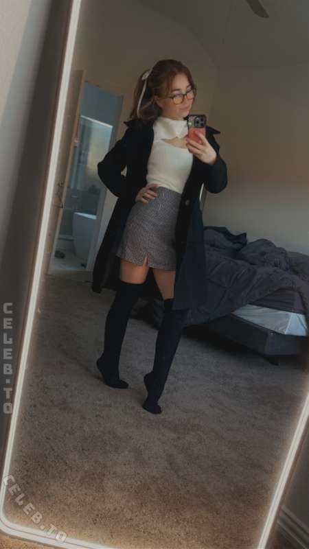 lyssaurora nude photo 2