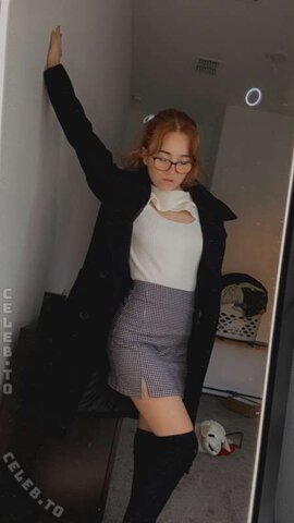 lyssaurora nude photo 1267