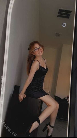 lyssaurora nude photo 1227