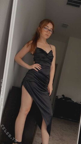 lyssaurora nude photo 1099
