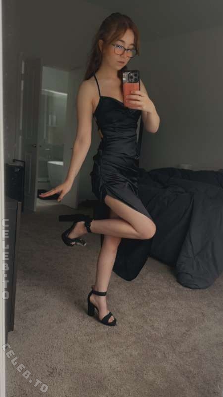 lyssaurora nude photo 13