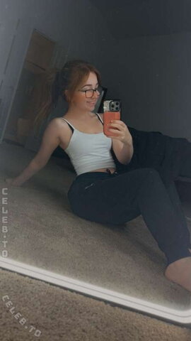 lyssaurora nude photo 1060