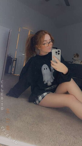 lyssaurora nude photo 900