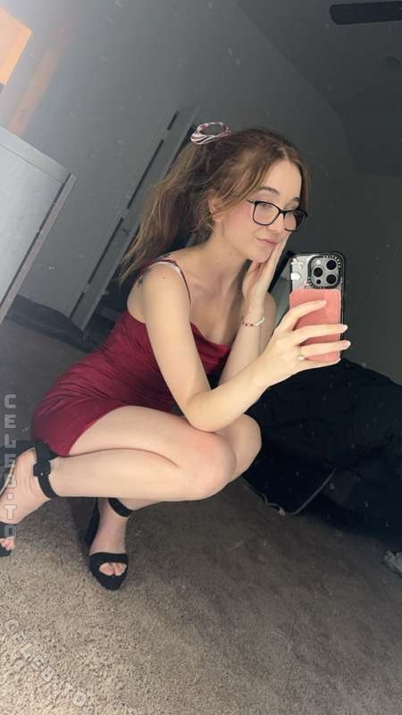 lyssaurora nude photo 12
