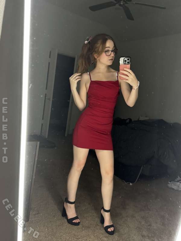 lyssaurora nude photo 13