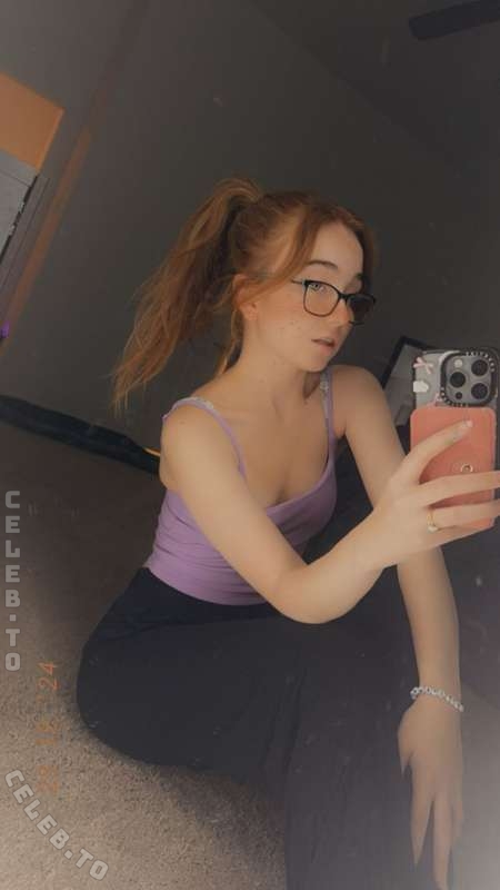 lyssaurora nude photo 14