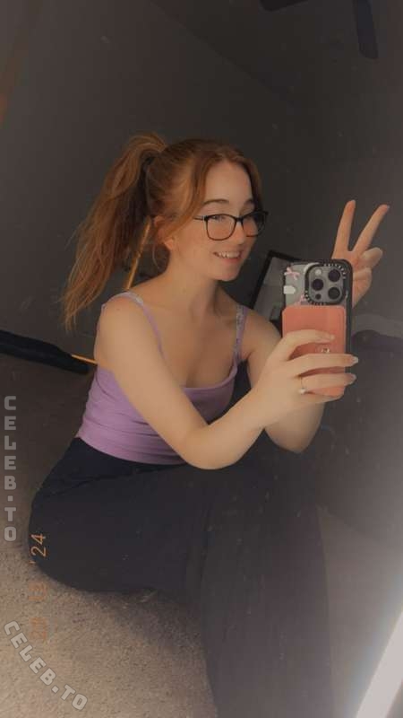 lyssaurora nude photo 19