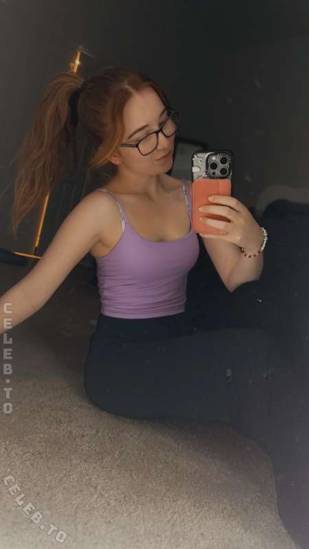 lyssaurora nude photo 20