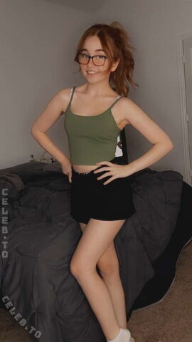 lyssaurora nude photo 23