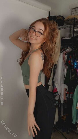 lyssaurora nude photo 31