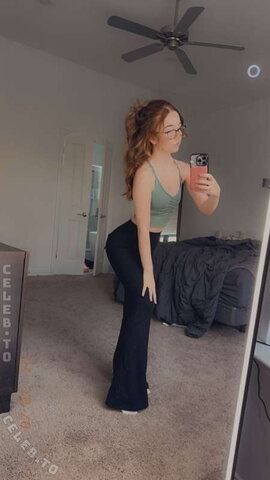 lyssaurora nude photo 30