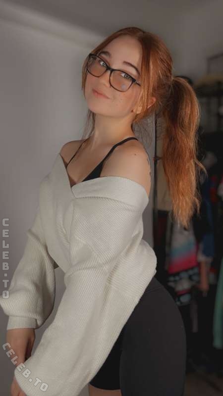 lyssaurora nude photo 11