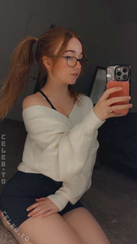 lyssaurora nude photo 14