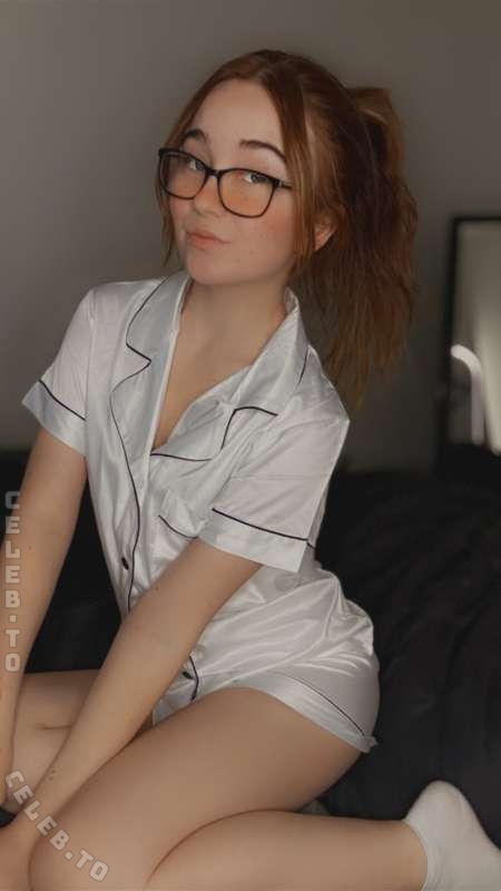 lyssaurora nude photo 23