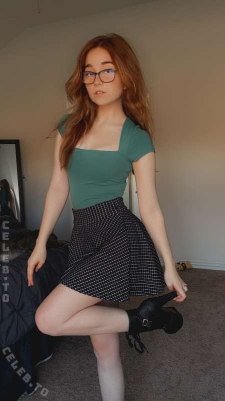 lyssaurora nude photo 22