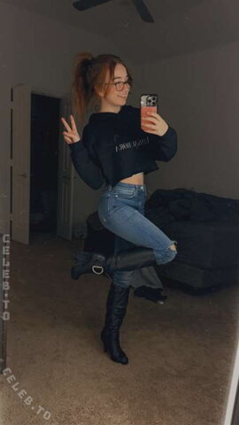lyssaurora nude photo 55