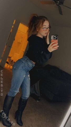 lyssaurora nude photo 49