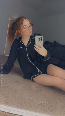 lyssaurora nude photo 42
