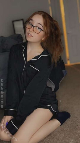 lyssaurora nude photo 34
