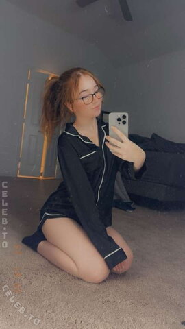 lyssaurora nude photo 25