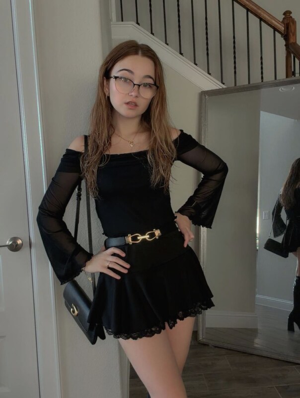 lyssaurora nude photo 5