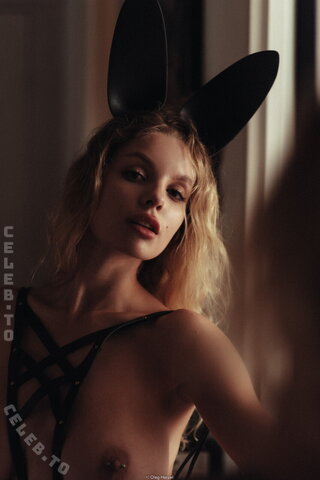 lyubovvomne nude photo 12