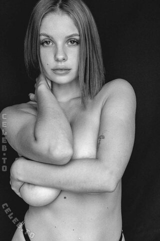 lyubovvomne nude photo 14
