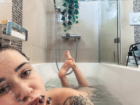 MaceZayuri nude photo 28