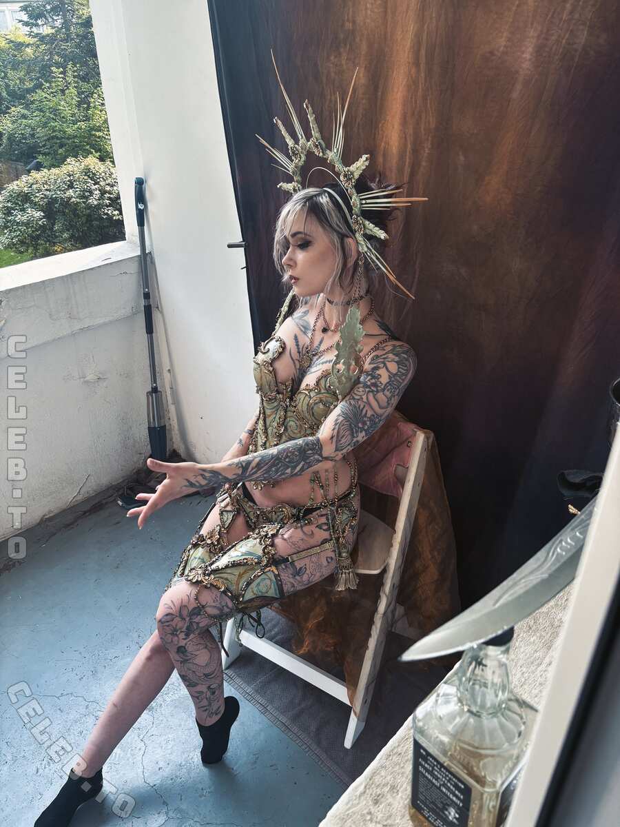 MaceZayuri nude photo 1