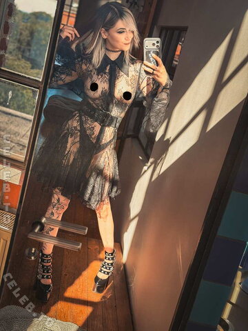 MaceZayuri nude photo 1