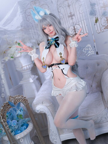 Machi nude photo 73