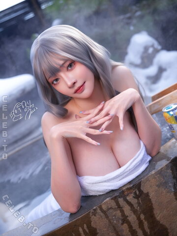 Machi nude photo 31