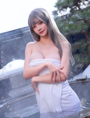 Machi nude photo 26