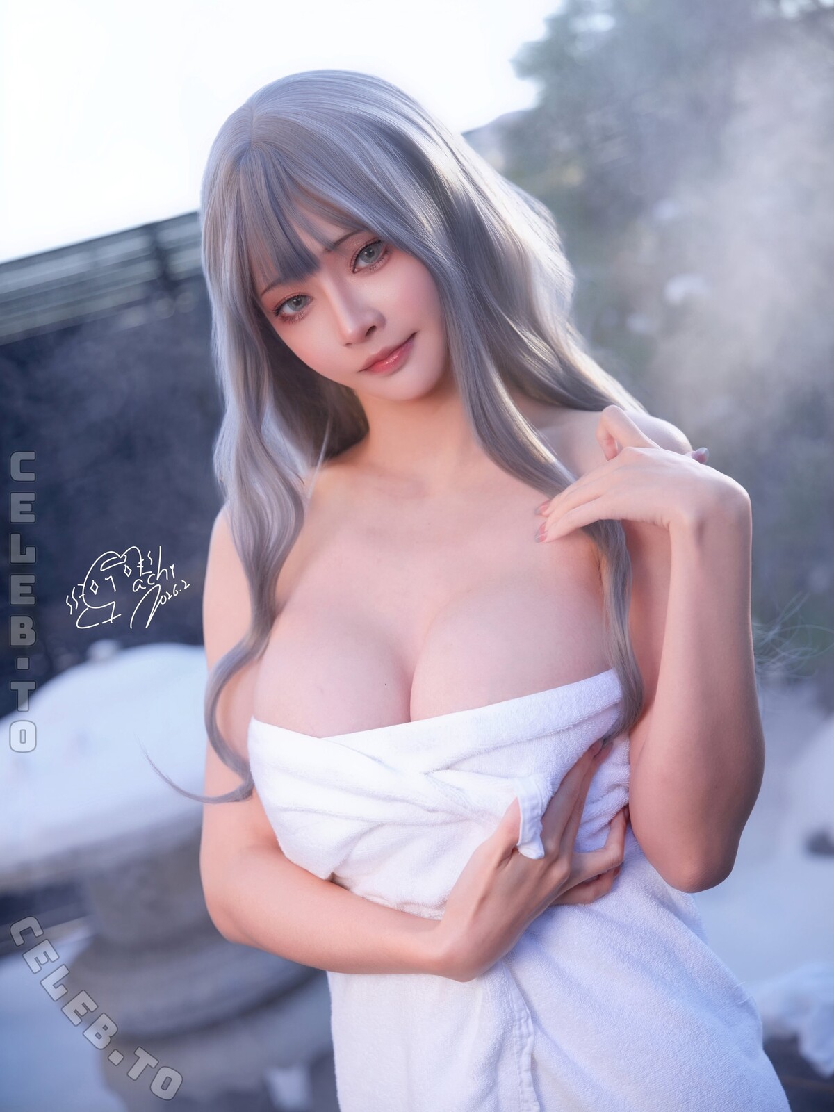 Machi nude photo 5
