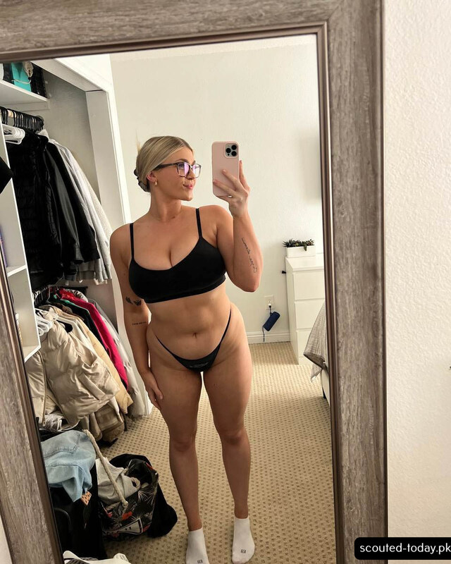 Macie Wade nude photo 5