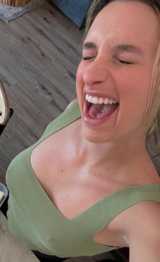Mackenzie Lee nude photo 13