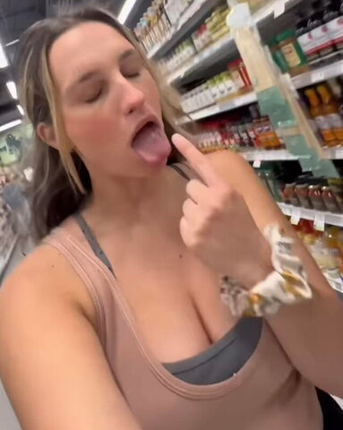 Mackenzie Lee nude photo 77
