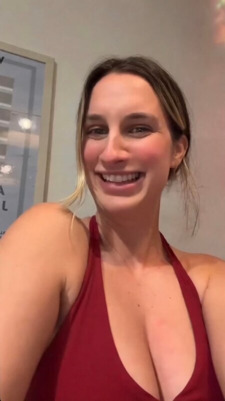 Mackenzie Lee nude photo 10