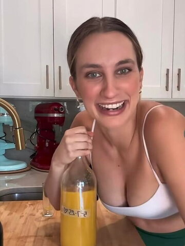 Mackenzie Lee nude photo 53
