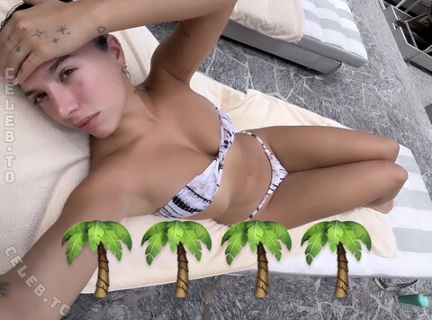 Mackenzie Ziegler nude photo 1