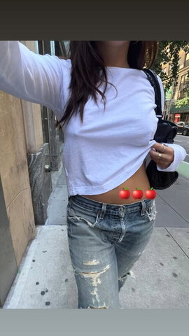Mackenzie Ziegler Hot (1 photo)