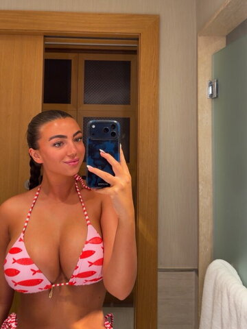 Macy_Senior nude photo 1